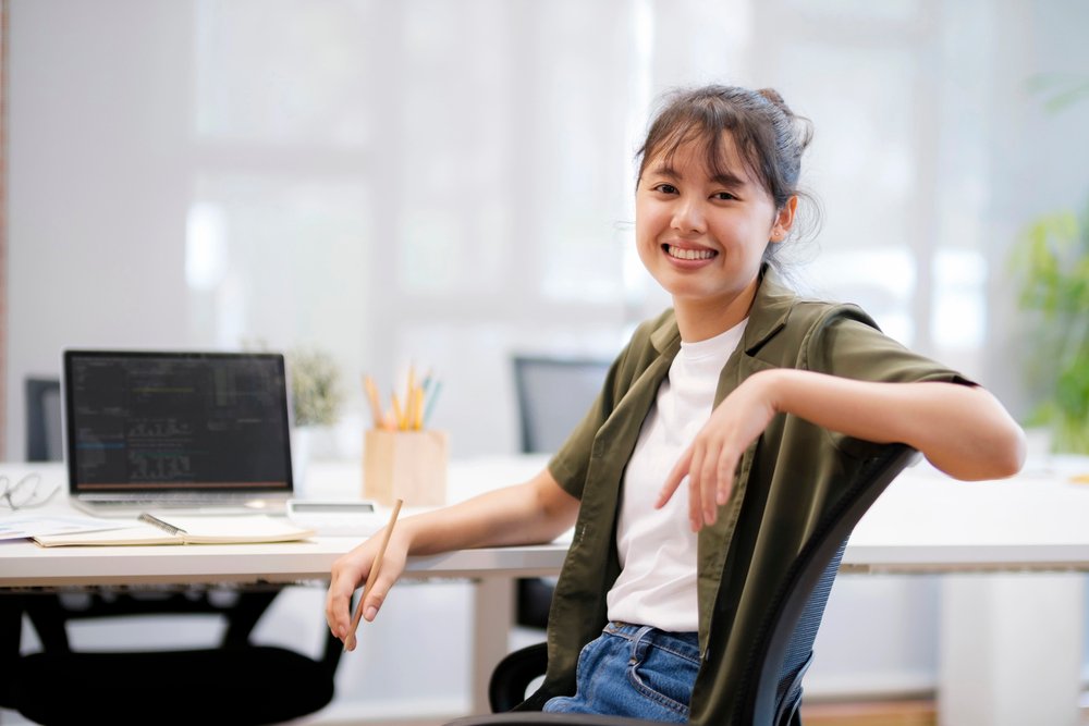 From Hobby to Hustle: Crafting a Digital Presence That Pays